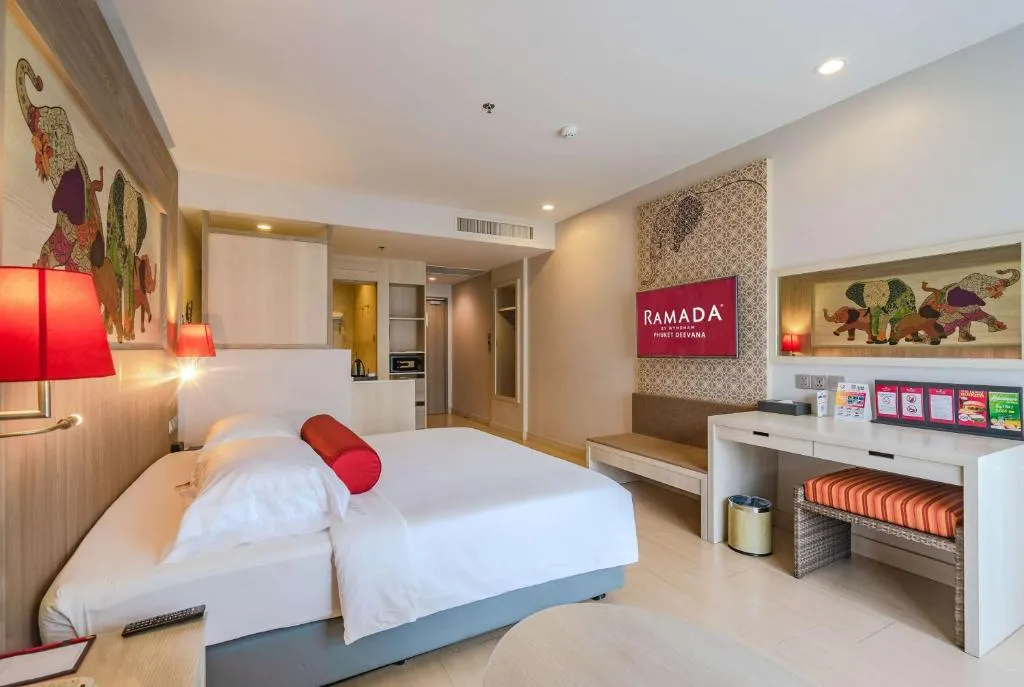 هتل رامادا بای ویندهام