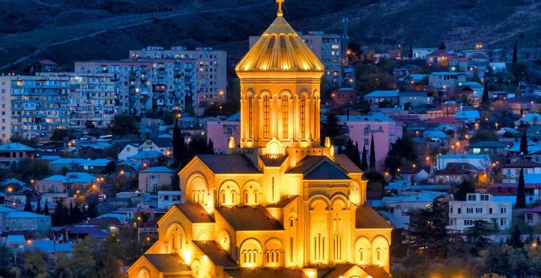  کلیسای جامع تثلیث تفلیس