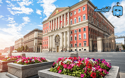 تالار شهر مسکو و بنای یادبود یوری 