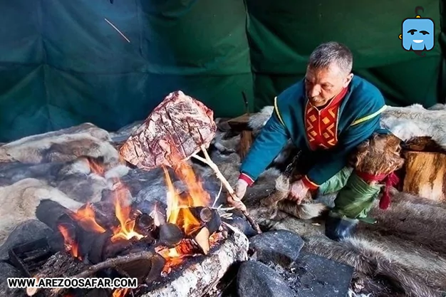 غذا خوردن در روستای سامی‌ها مورمانسک