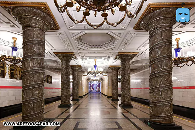 ایستگاه مترو آوتوو در سن‌پترزبورگ
