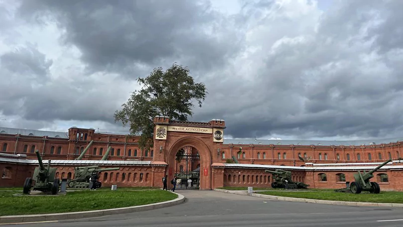 موزه توپخانه سن پترزبورگ