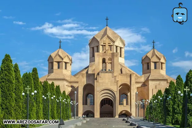 کلیساهای ایروان | معرفی ۸ کلیسا ایروان با عکس