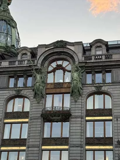 سفرنامه سن پترزبورگ