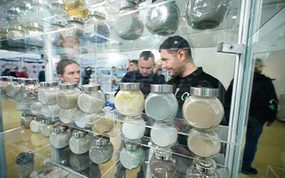 نمایشگاه سیمان، بتن (CCDM)